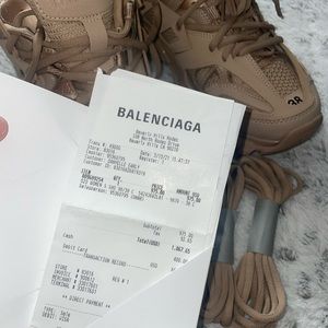Woman’s Balenciaga Track
